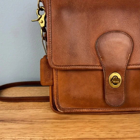 VTG Coach 9140 Station Bag British Tan Leather Crossbody Handle Strap USA Made - Picture 2 of 8